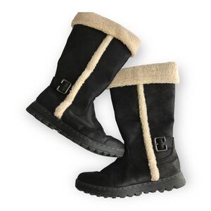 Cliffs Kesha boots